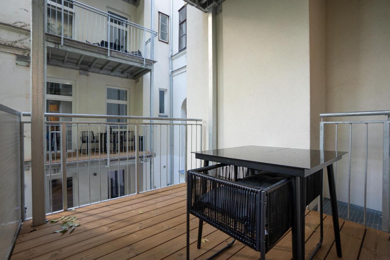 Stylish 1-bedroom With A Terrace Wien
